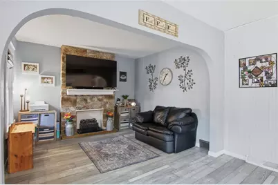 609 Morningside Drive, Eau Claire, WI 54703 - Photo 3