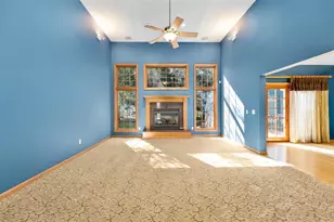 3521 Glen Way, Eau Claire, WI 54701 - Photo 7