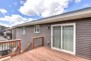 896 Glacier Dr, Altoona, WI 54720 - Photo 37