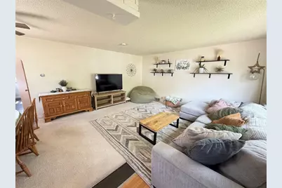 927 Gilbert Street, Eau Claire, WI 54703 - Photo 11