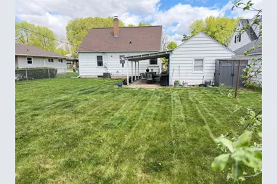 927 Gilbert Street, Eau Claire, WI 54703 - Photo 5