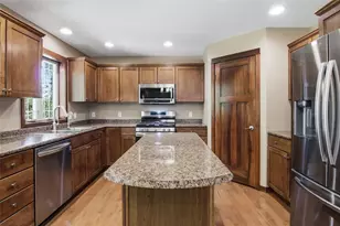 5446 Benjamin St, Eau Claire, WI 54703 - Photo 13