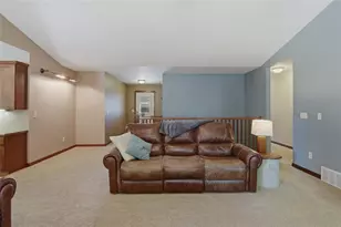 5446 Benjamin St, Eau Claire, WI 54703 - Photo 9