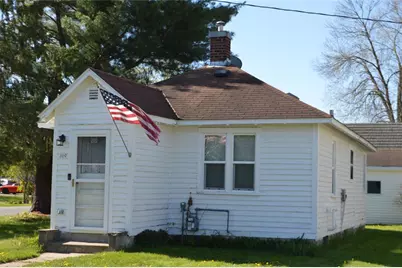 300 Wisconsin Avenue, Cameron, WI 54822 - Photo 5