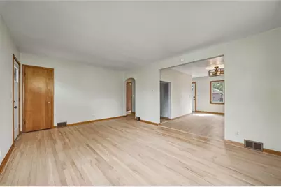 1021 Essex Street, Eau Claire, WI 54703 - Photo 15
