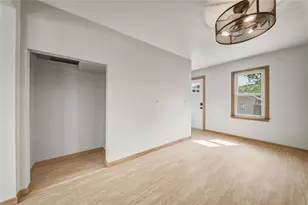 1021 Essex St, Eau Claire, WI 54703 - Photo 19