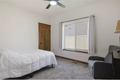 6401 Aspen Ridge Drive, Eau Claire, WI 54703 - Photo 15