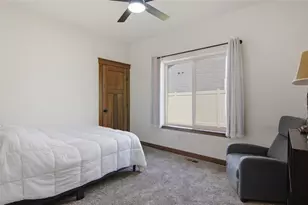 6401 Aspen Ridge Dr, Eau Claire, WI 54703 - Photo 15