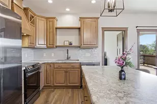 6401 Aspen Ridge Dr, Eau Claire, WI 54703 - Photo 5