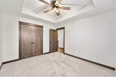 938 Jeffers Ridge, Eau Claire, WI 54703 - Photo 5