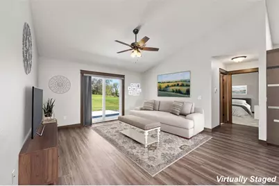 938 Jeffers Ridge, Eau Claire, WI 54703 - Photo 9