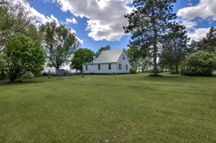 E8142 County Rd C, Elk Mound, WI 54739 - Photo 35