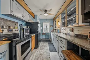 1525 Lee St, Eau Claire, WI 54701 - Photo 11
