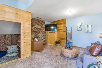 106 Lilac Street, Eau Claire, WI 54703 - Photo 17