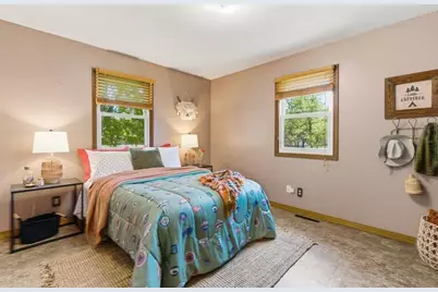 106 Lilac Street, Eau Claire, WI 54703 - Photo 11