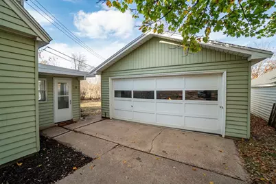 1912 Hoover Avenue, Eau Claire, WI 54701 - Photo 19