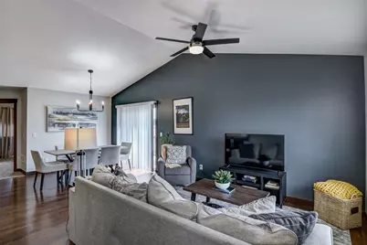 6235 Aspen Meadow Court, Eau Claire, WI 54703 - Photo 5