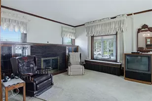 712 Bridge St, Chippewa Falls, WI 54729 - Photo 5