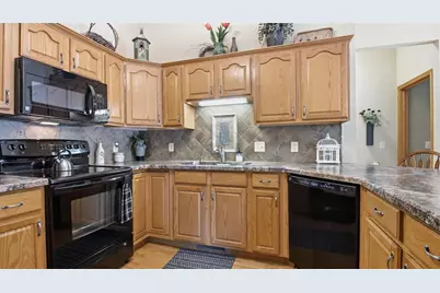 1196 Evergreen Lane, Chippewa Falls, WI 54729 - Photo 5