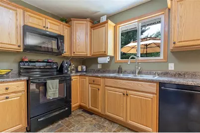 S10060 Minnesota Drive, Eleva, WI 54738 - Photo 11
