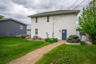 912 Kewin St, Altoona, WI 54720 - Photo 37