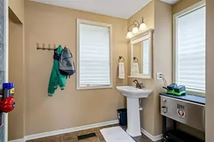 912 Kewin St, Altoona, WI 54720 - Photo 13