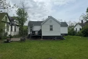 1022 E Madison St, Eau Claire, WI 54703 - Photo 5