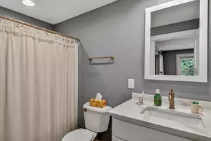 695 Autumn Dr, Altoona, WI 54720 - Photo 29