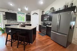 3246 Anderson Dr, Eau Claire, WI 54703 - Photo 7