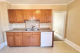 1700 Johnson Street #1&amp 2, Neillsville, WI 54456 - Photo 5