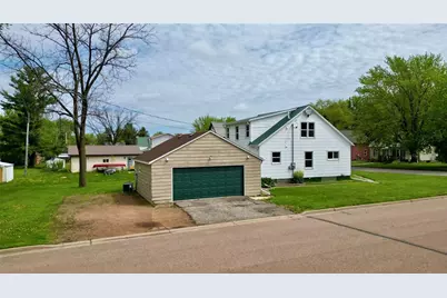 221 S Division Street, Loyal, WI 54446 - Photo 33