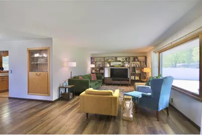 [Address not provided], Eau Claire, WI 54701 - Photo 5
