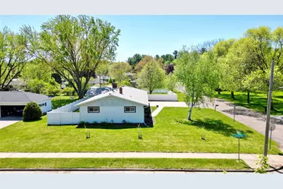 [Address not provided], Eau Claire, WI 54701 - Photo 41