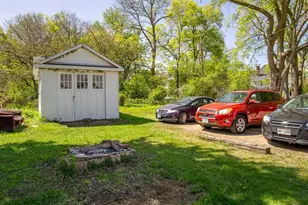 1204 State St, Eau Claire, WI 54701 - Photo 5
