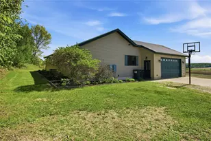 19845 E Sandy Hill Dr, Augusta, WI 54722 - Photo 45