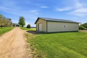 19845 E Sandy Hill Dr, Augusta, WI 54722 - Photo 41