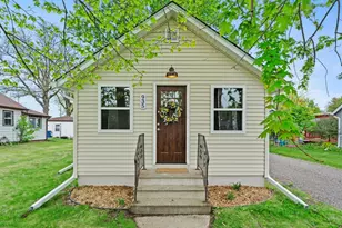 935 Hammond Ave, Rice Lake, WI 54868 - Photo 1