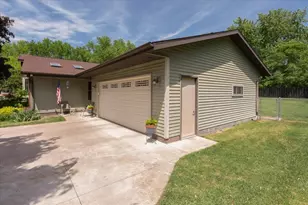 2921 Saturn Ave, Eau Claire, WI 54703 - Photo 41