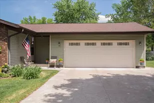 2921 Saturn Ave, Eau Claire, WI 54703 - Photo 5