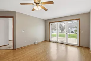 3129 Craig Rd, Eau Claire, WI 54701 - Photo 7