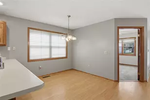 3129 Craig Rd, Eau Claire, WI 54701 - Photo 13