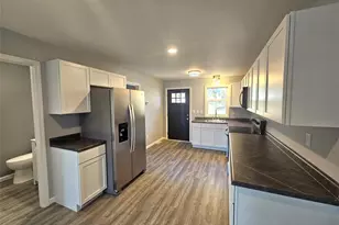 411 Poplar St, Spooner, WI 54801 - Photo 9