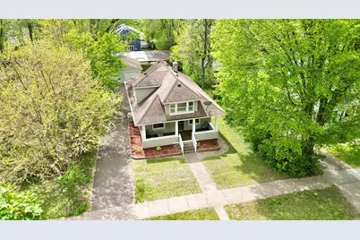 1533 E Madison Street, Eau Claire, WI 54703 - Photo 39