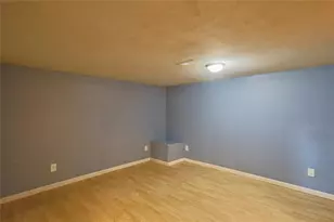 1533 E Madison St, Eau Claire, WI 54703 - Photo 29