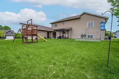 1930 Sloan Street, Eau Claire, WI 54703 - Photo 7