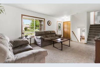 1930 Sloan Street, Eau Claire, WI 54703 - Photo 11
