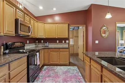 721 Elm Avenue, Menomonie, WI 54751 - Photo 9
