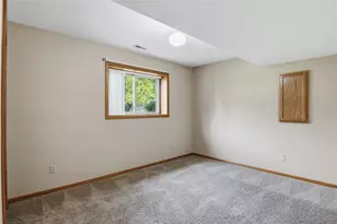 2518 Pine View Rd, Eau Claire, WI 54703 - Photo 25
