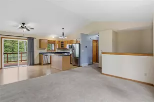 2518 Pine View Rd, Eau Claire, WI 54703 - Photo 11