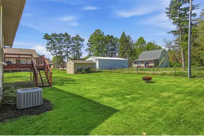 2518 Pine View Road, Eau Claire, WI 54703 - Photo 31